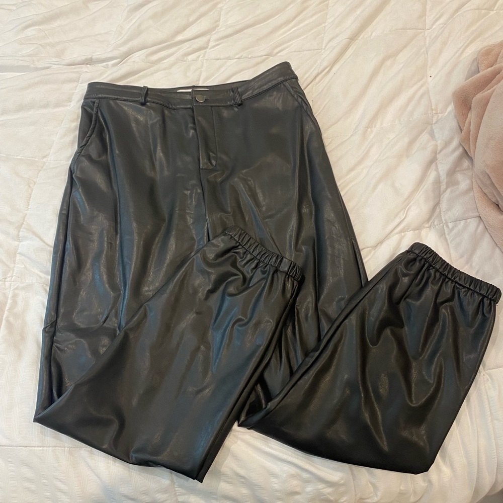 Black leather jogger/pant